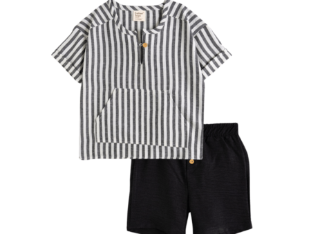 Gestreiftes Kurzarmhemd und Shorts Set in schwarz und Weiß