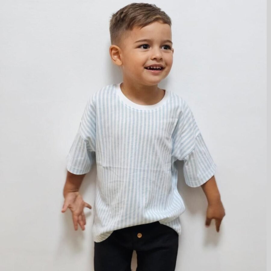 Kurzarm-T-Shirt in Hellblau-Weiß gestreift – Bild 5