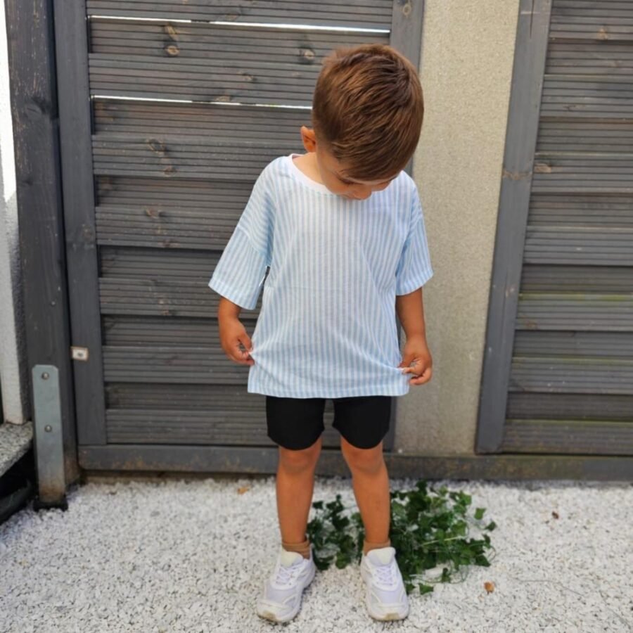 Kurzarm-T-Shirt in Hellblau-Weiß gestreift – Bild 6